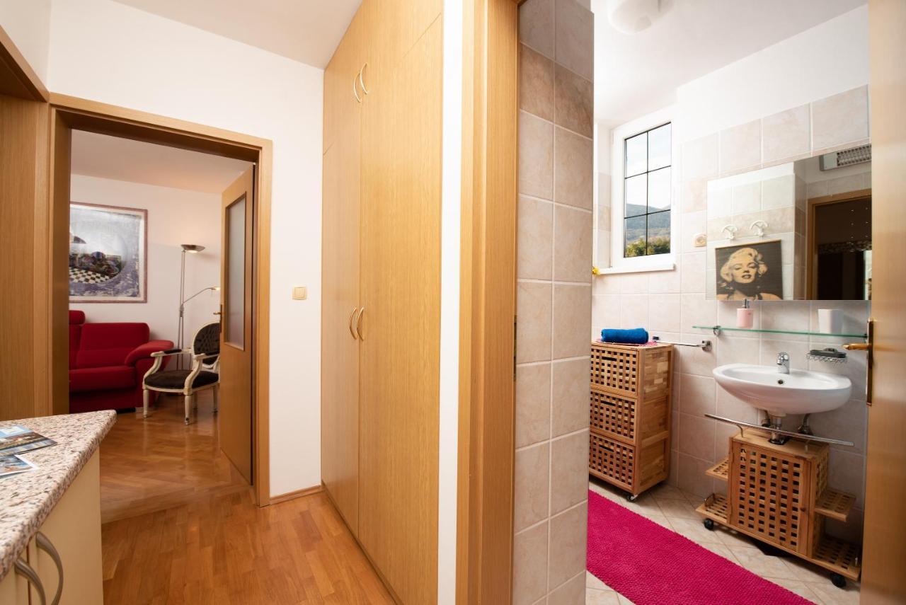 Cozy Apartment Bosnjak Near Opatija, With Sea View Terrace, Air Condition, Free Private Parking Ičići 外观 照片